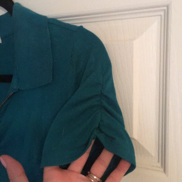 MK Zip Top - Picture 3 of 4